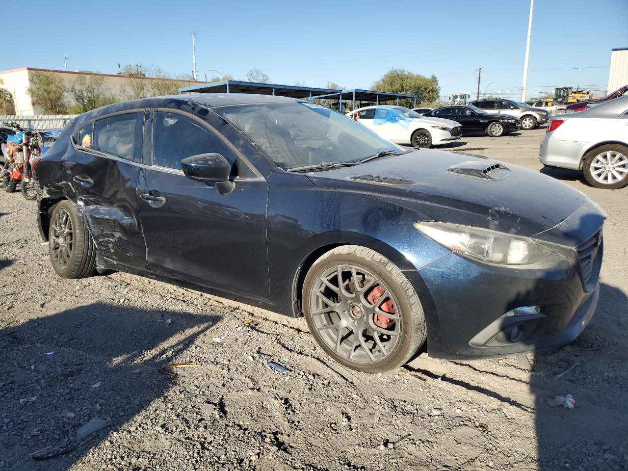 2016 Mazda 3 Touring - Фото 4