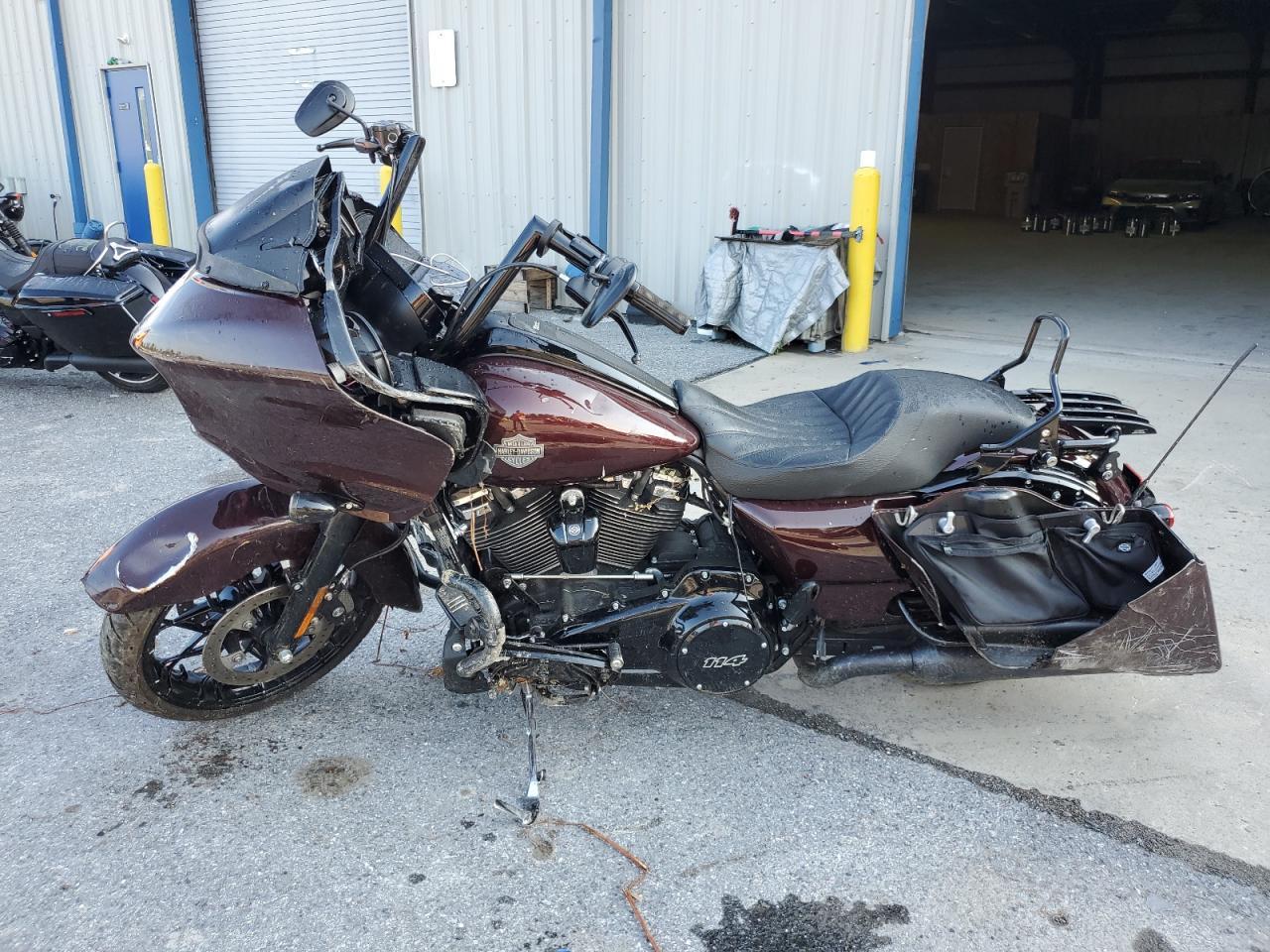 2021 Harley-Davidson Fltrxs - Фото 3