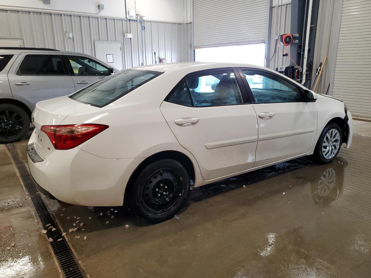 2017 Toyota Corolla L - Фото 3