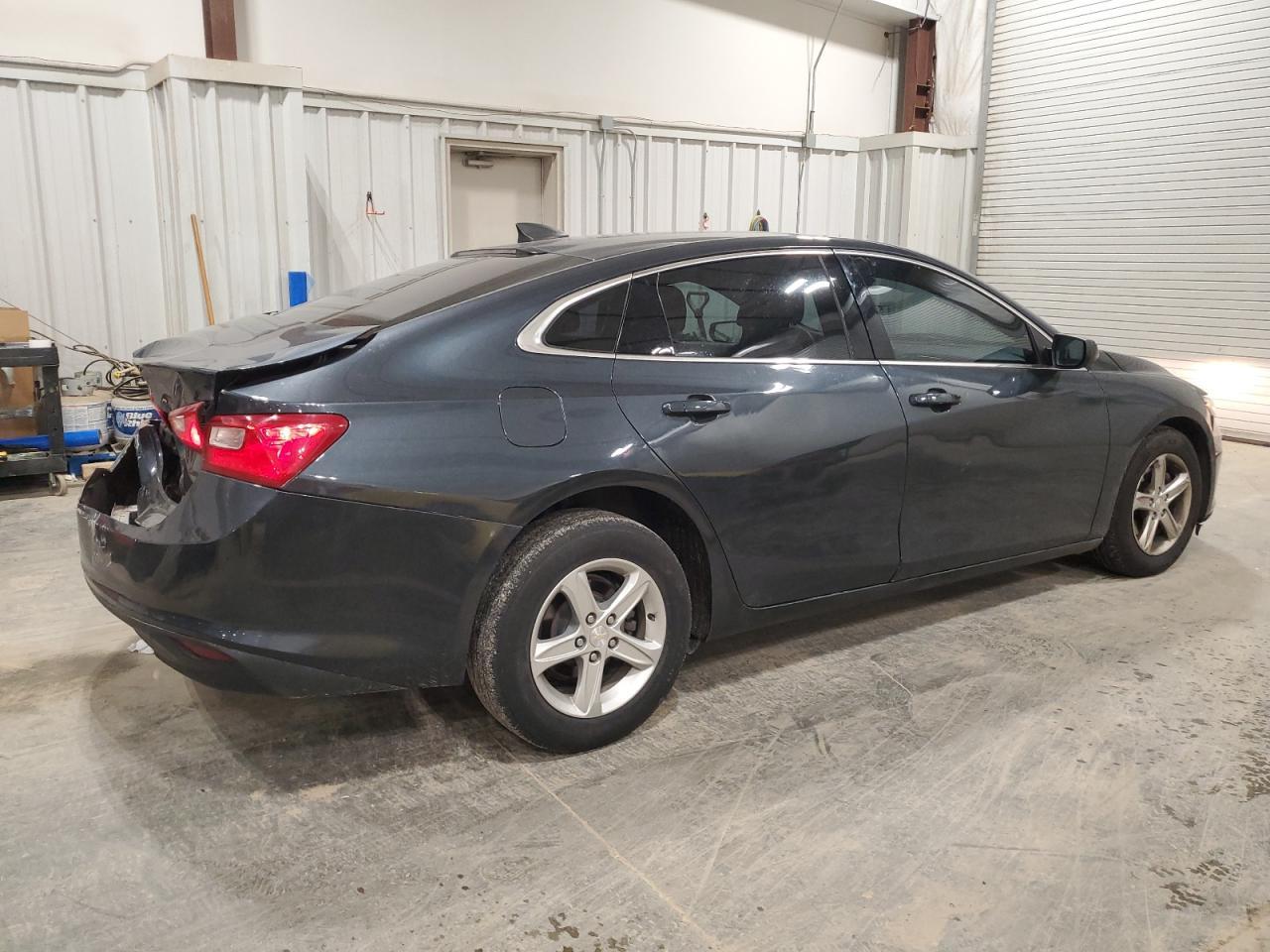 2019 Chevrolet Malibu Ls - Фото 3