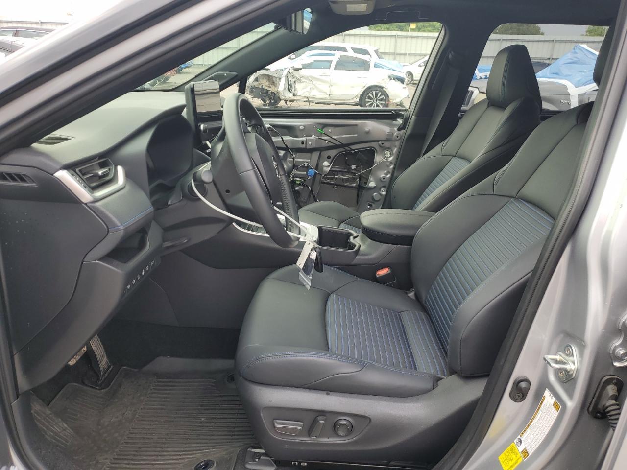 2024 Toyota Rav4 Xse - Image 7