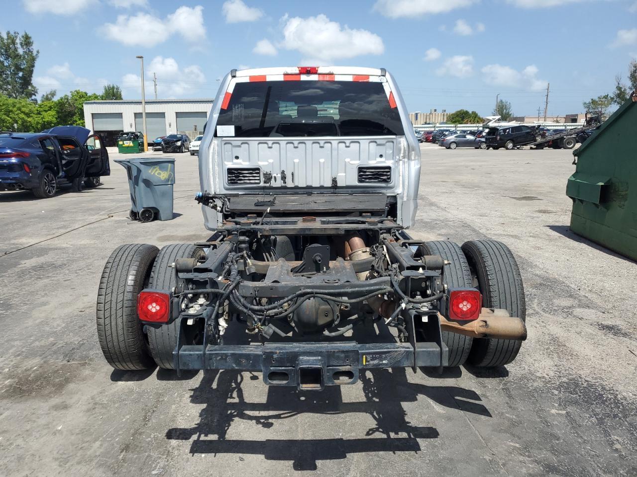 2019 Ford F350 Super Duty - Image 6