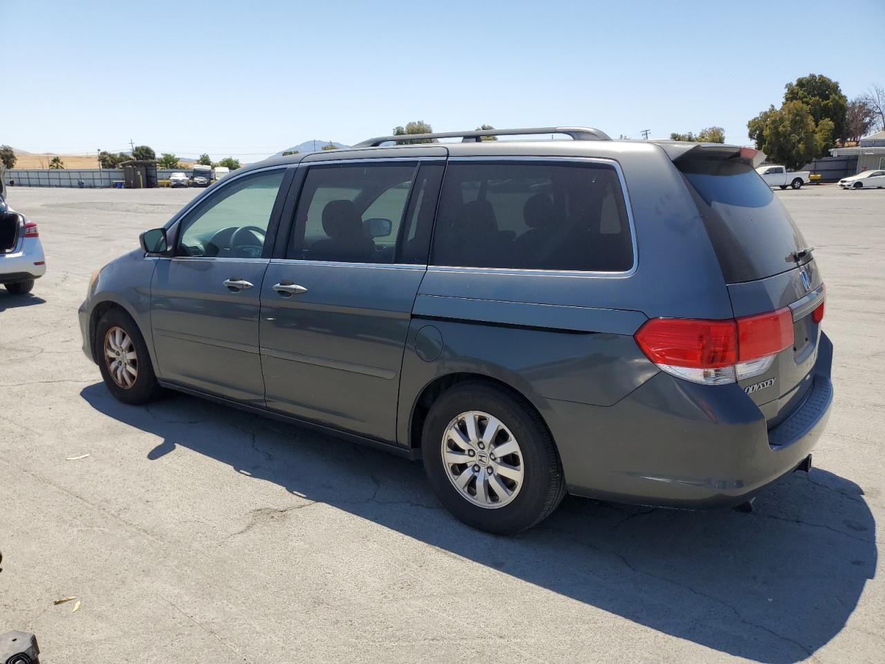 2008 Honda Odyssey Ex - Image 2