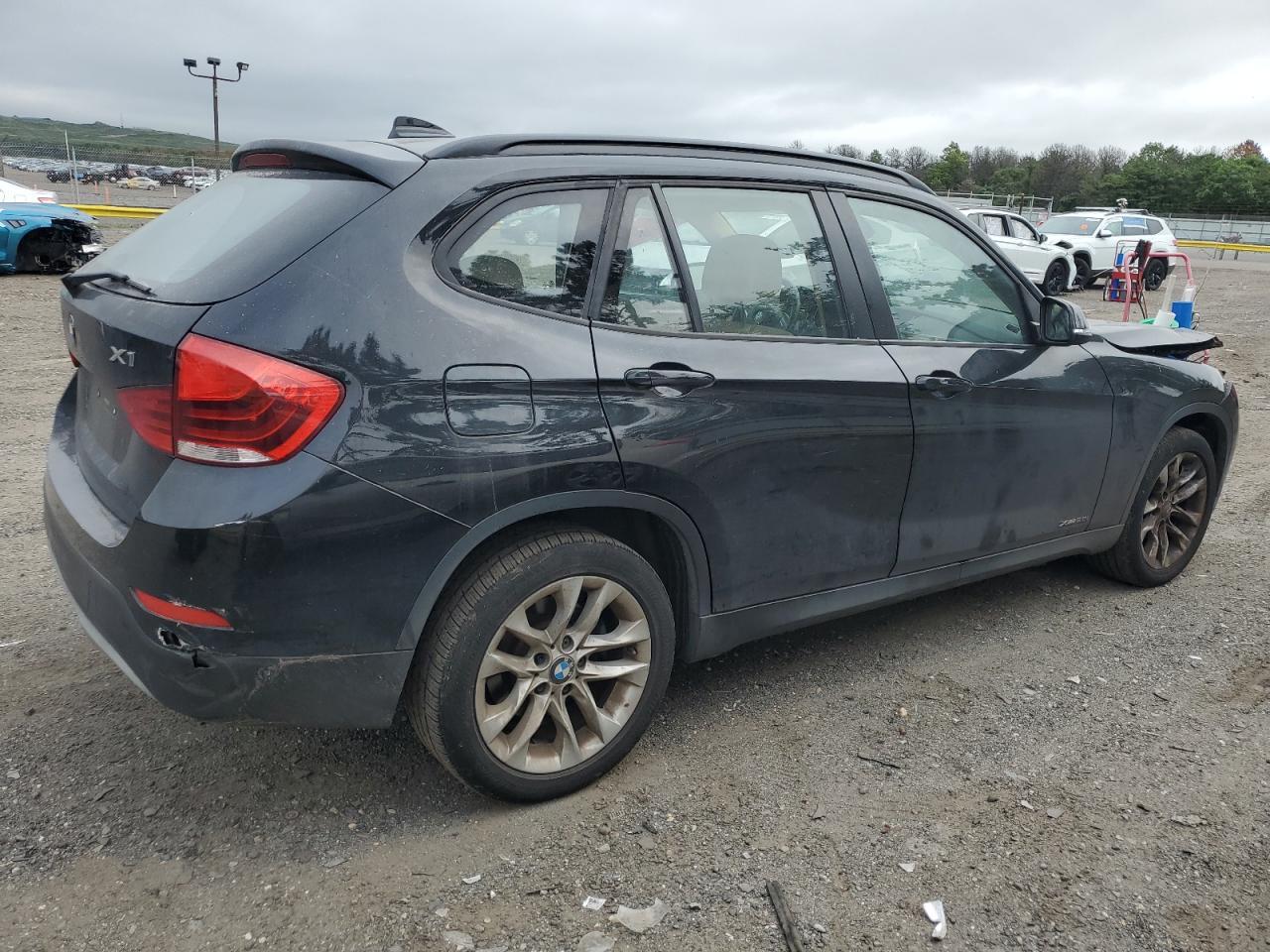 2015 BMW X1 xDrive28I - Фото 3