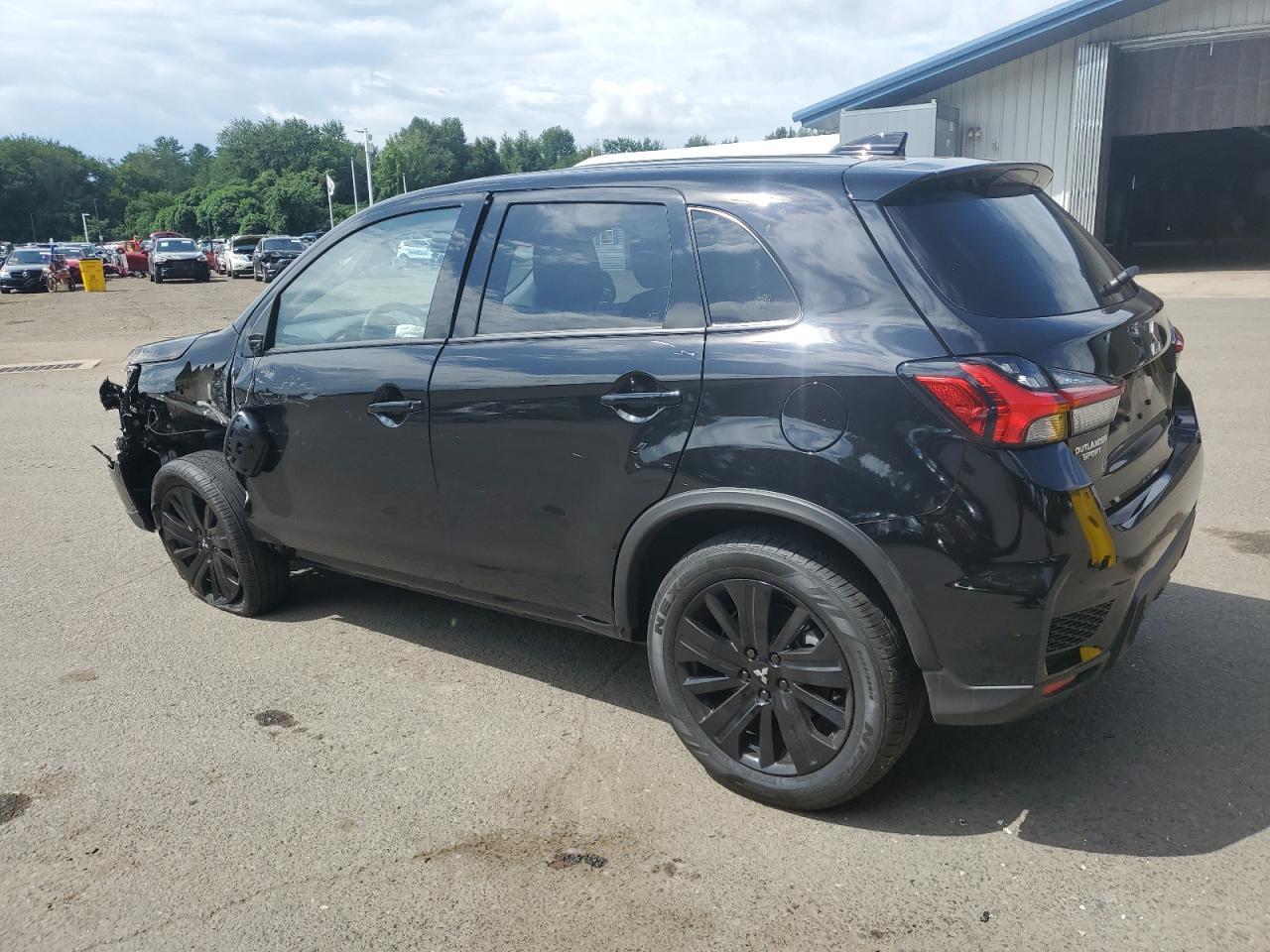 2024 Mitsubishi Outlander Sport S/Se - Фото 2