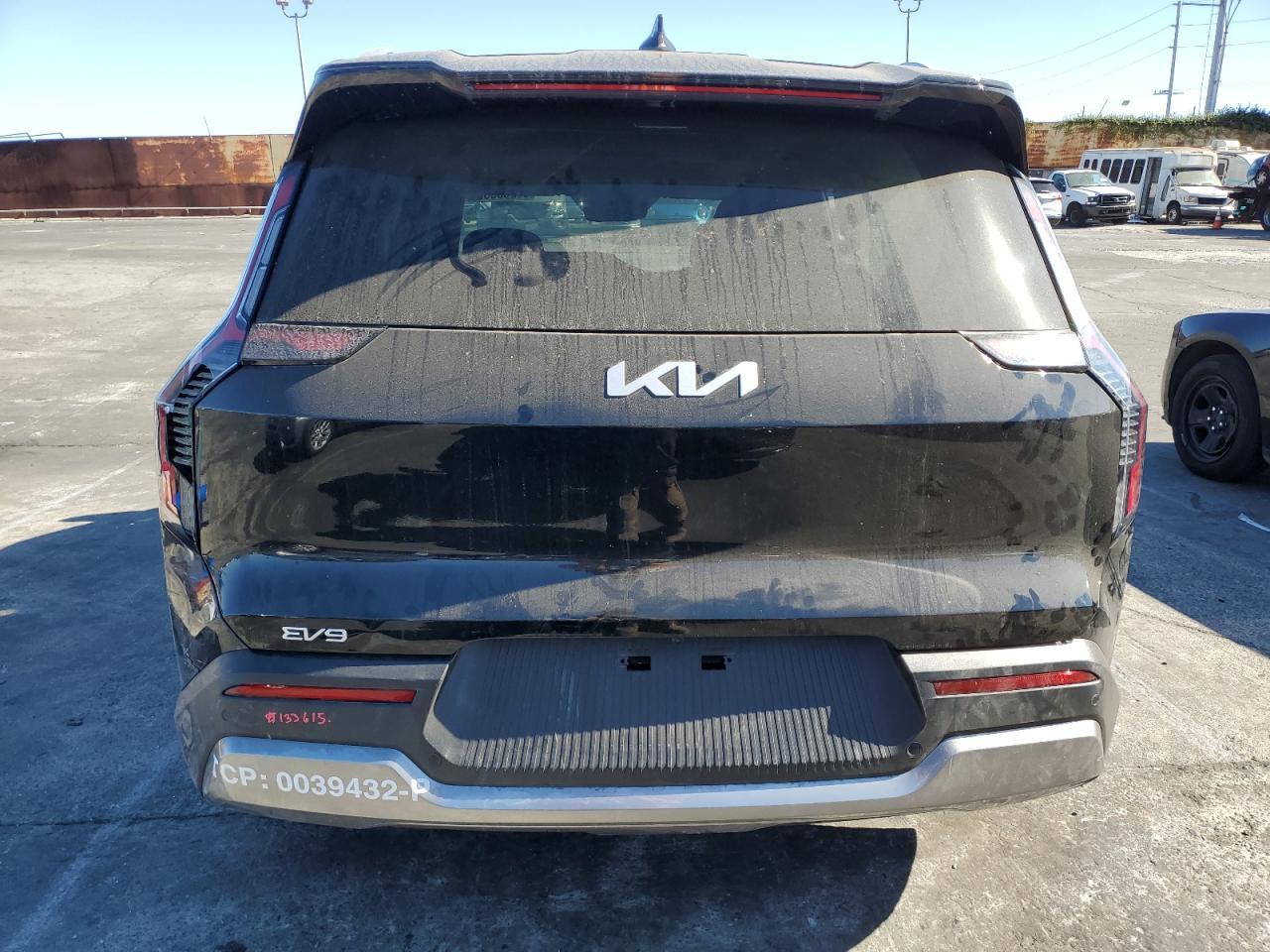 2025 Kia Ev9 Wind - Фото 6