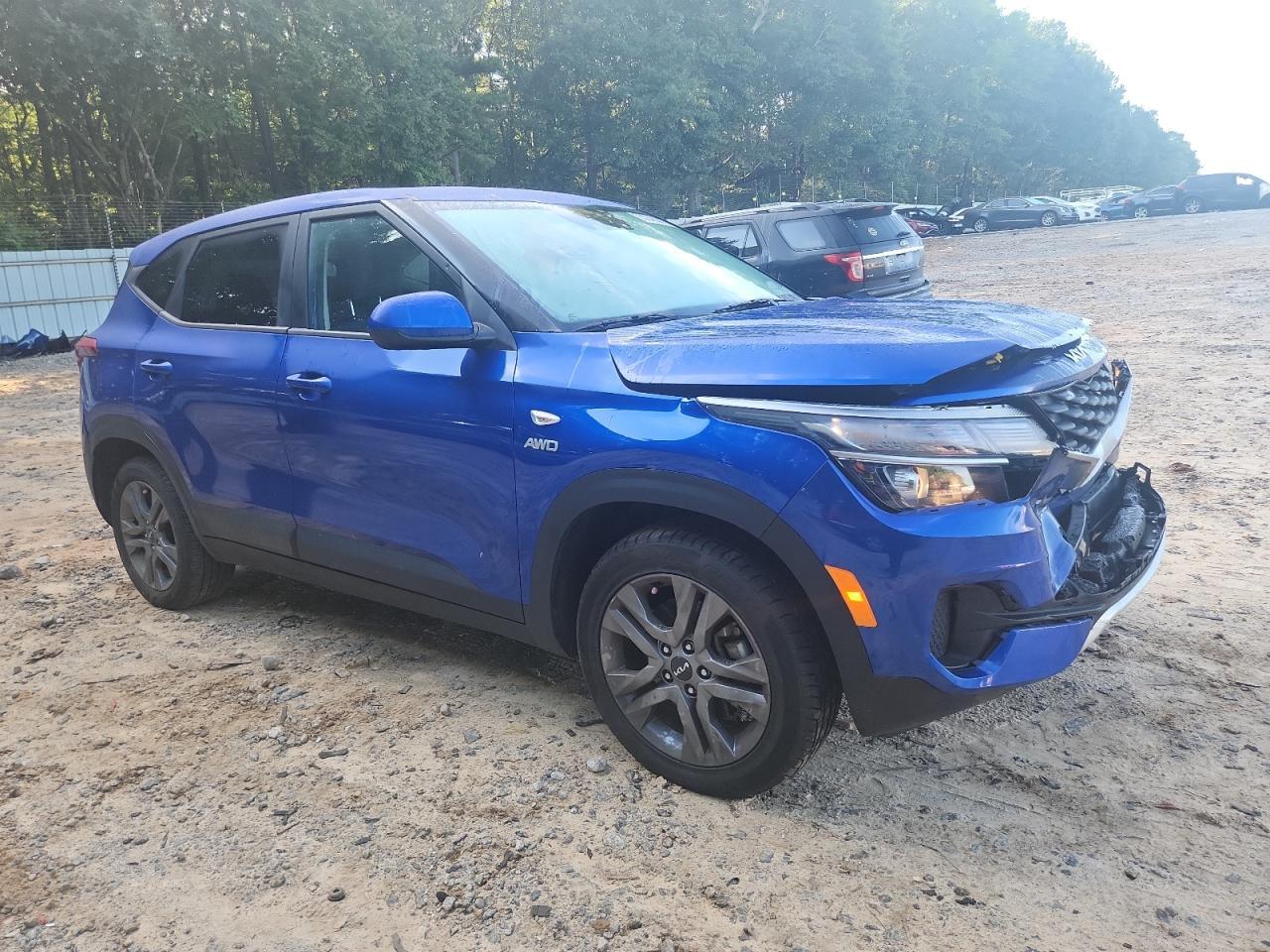 2023 Kia Seltos Lx - Image 4