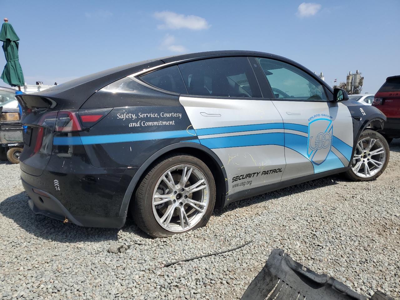 2023 Tesla Model Y - Фото 3