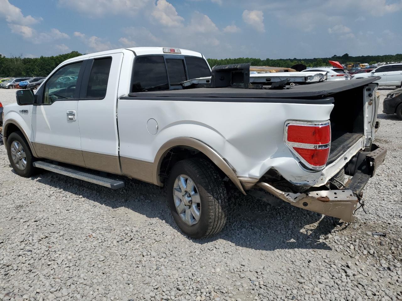 2013 Ford F150 Super Cab - Фото 2