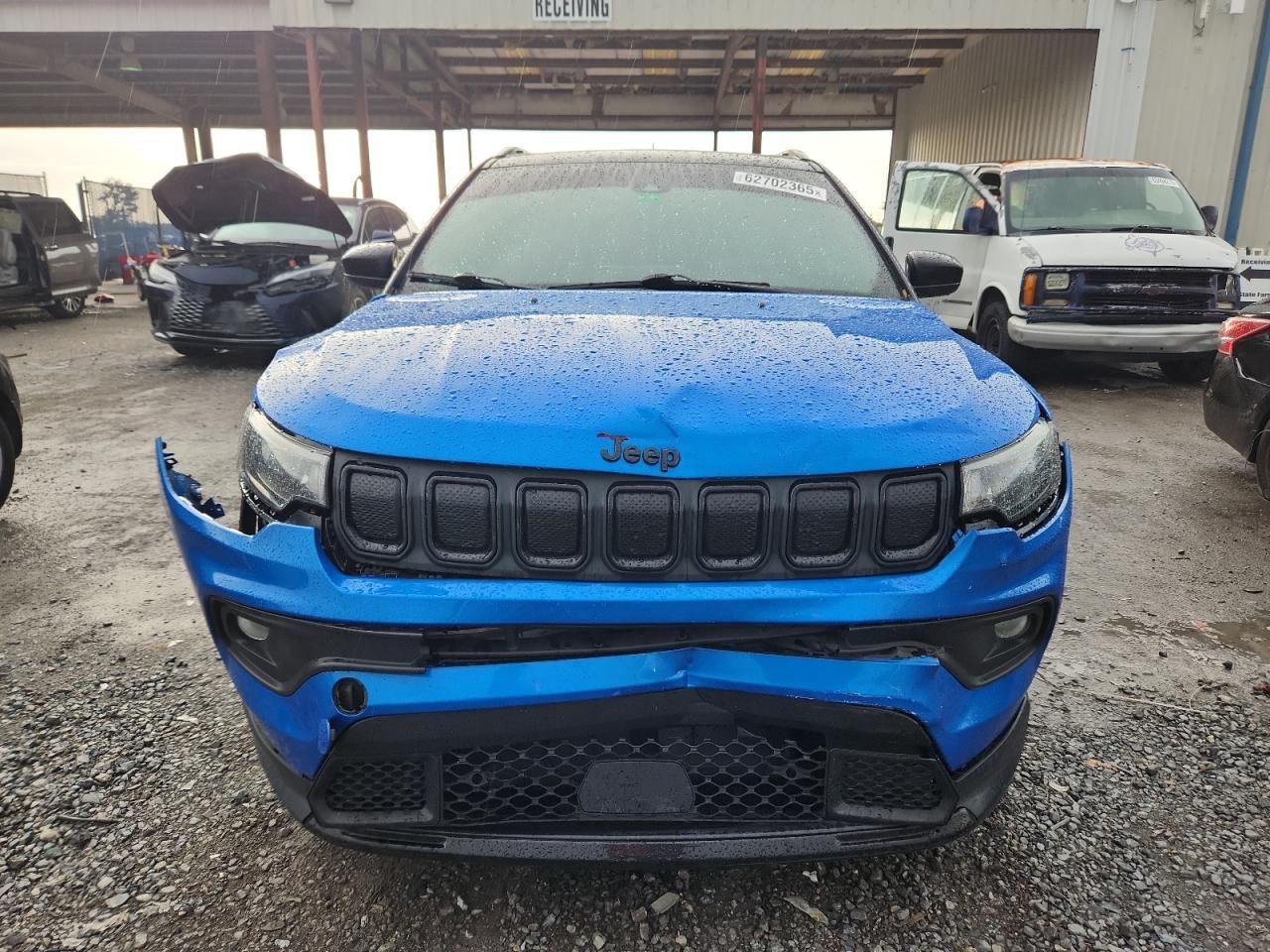 2022 Jeep Compass Latitude - Image 5