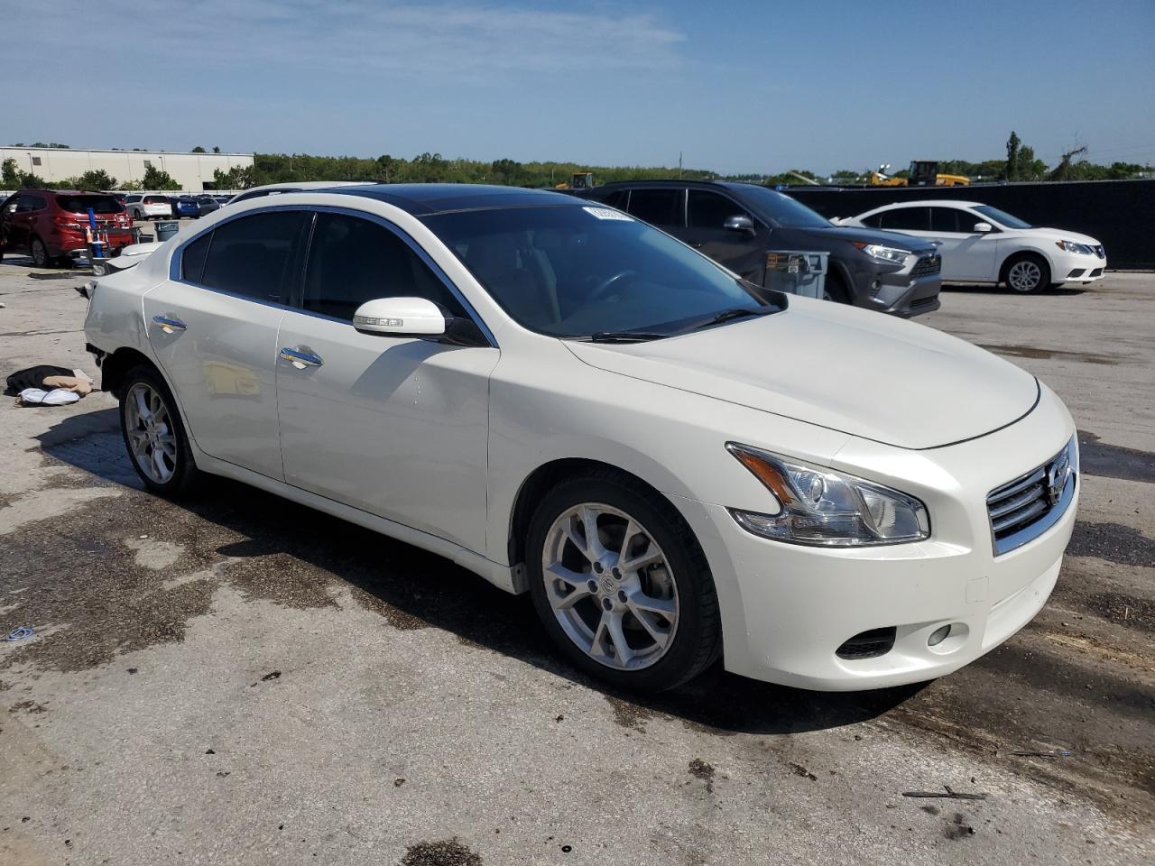 2014 Nissan Maxima S - Image 4