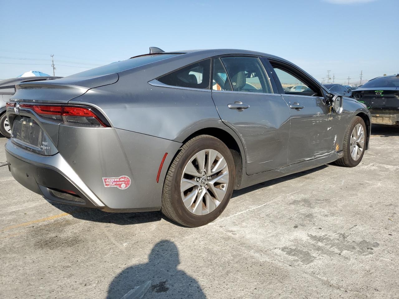 2024 Toyota Mirai Xle - Image 3