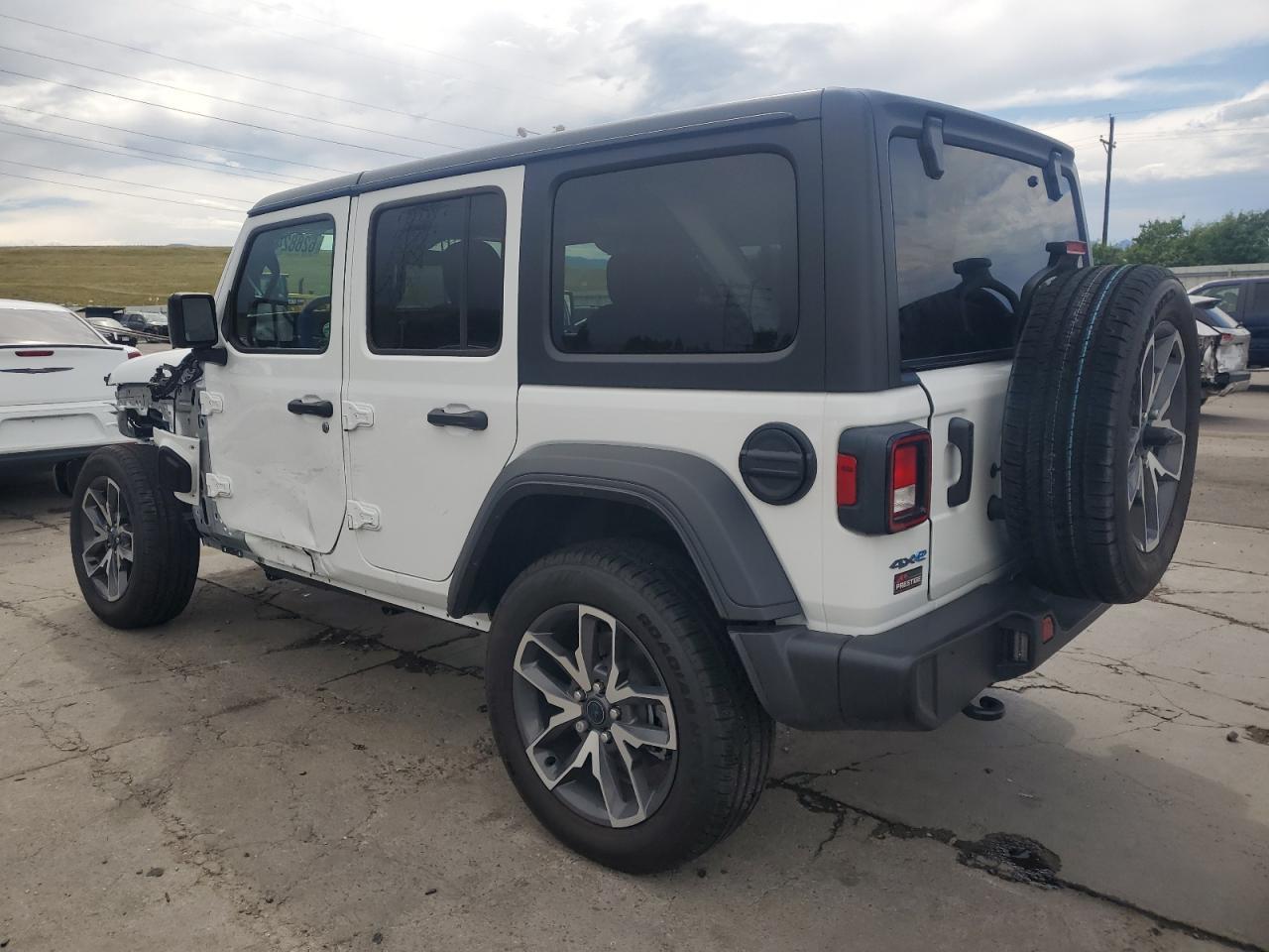 2025 Jeep Wrangler Sport 4Xe - Фото 2