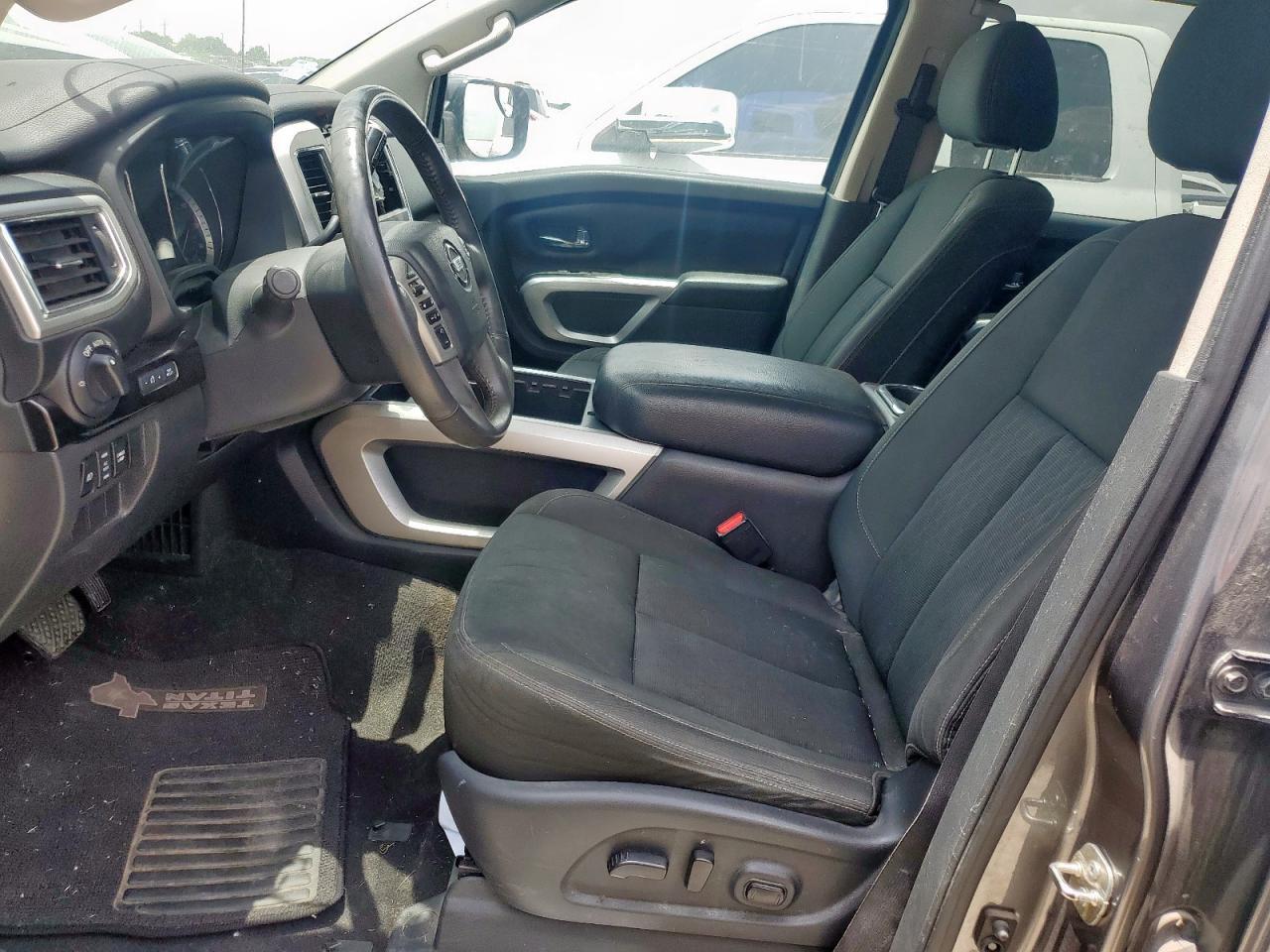 2017 Nissan Titan Sv - Фото 7