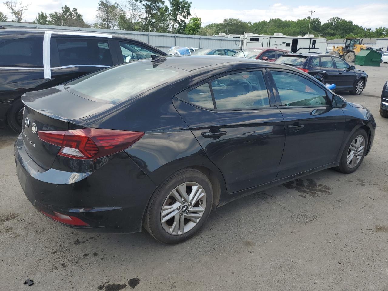 2020 Hyundai Elantra Sel - Image 3