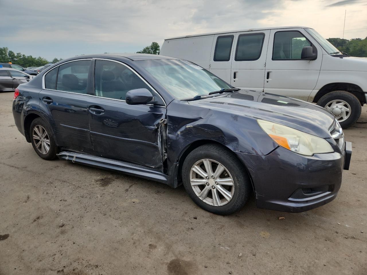 2011 Subaru Legacy 2.5I Premium - Фото 4
