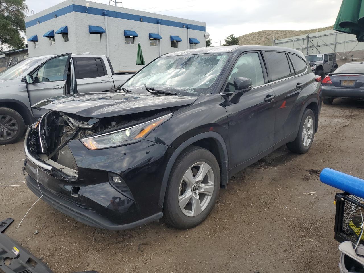 2022 Toyota Highlander L L