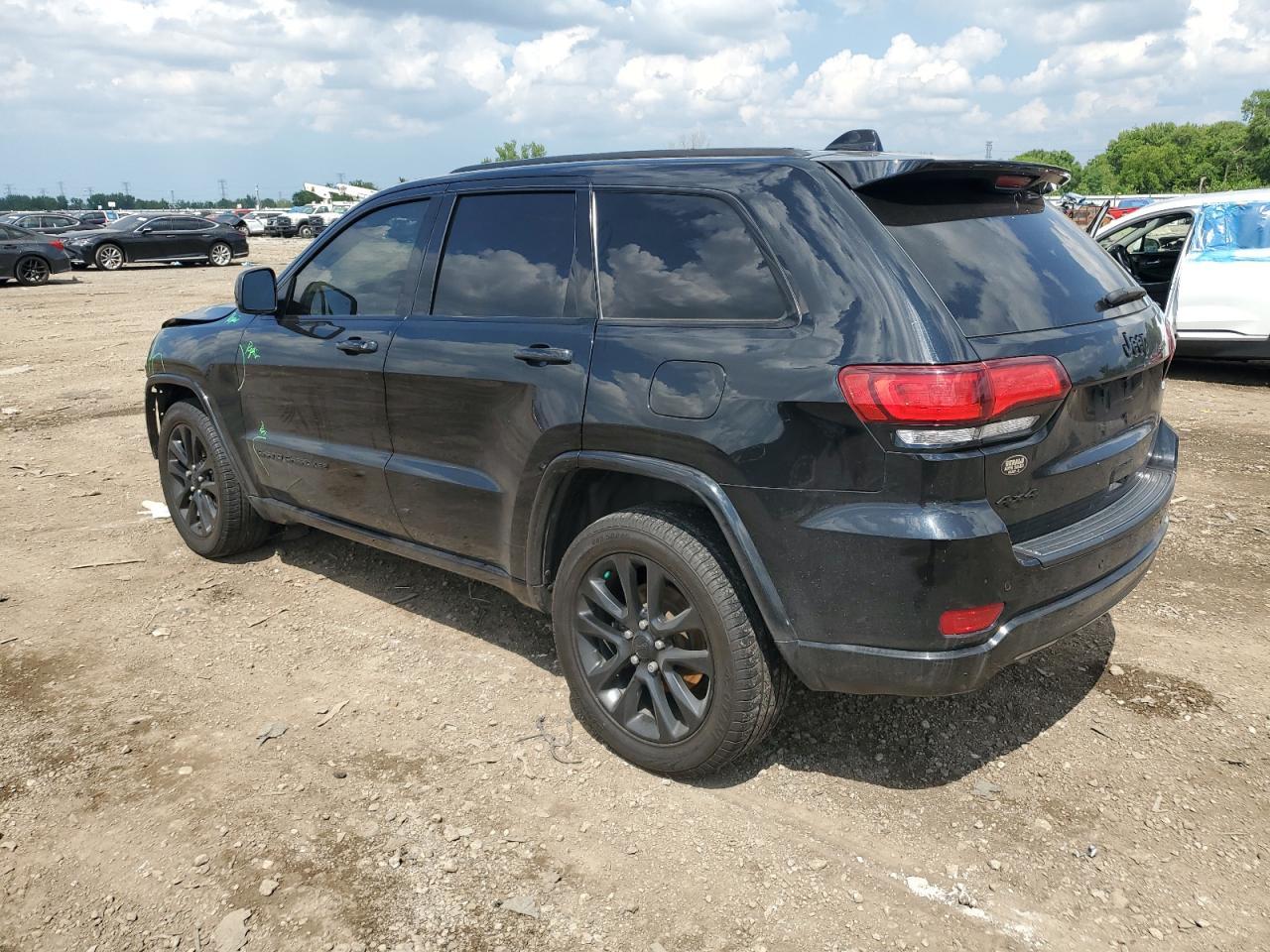 2019 Jeep Grand Cherokee Laredo - Фото 2