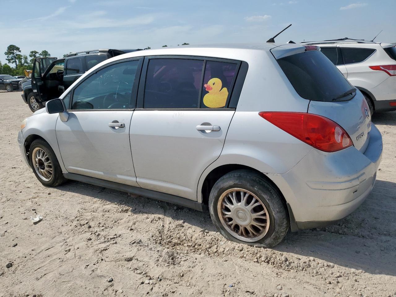 2008 Nissan Versa S - Image 2