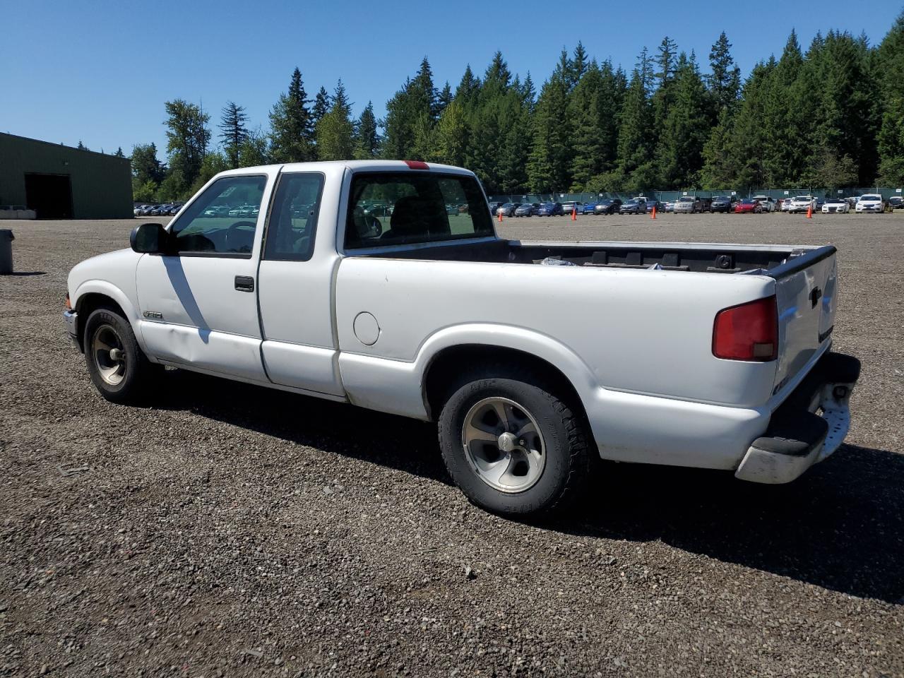 2003 Chevrolet S Truck S10 - Image 2