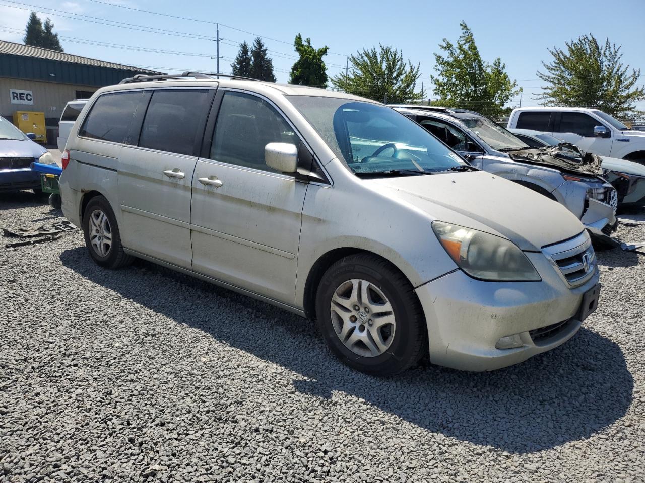 2005 Honda Odyssey Touring - Image 4