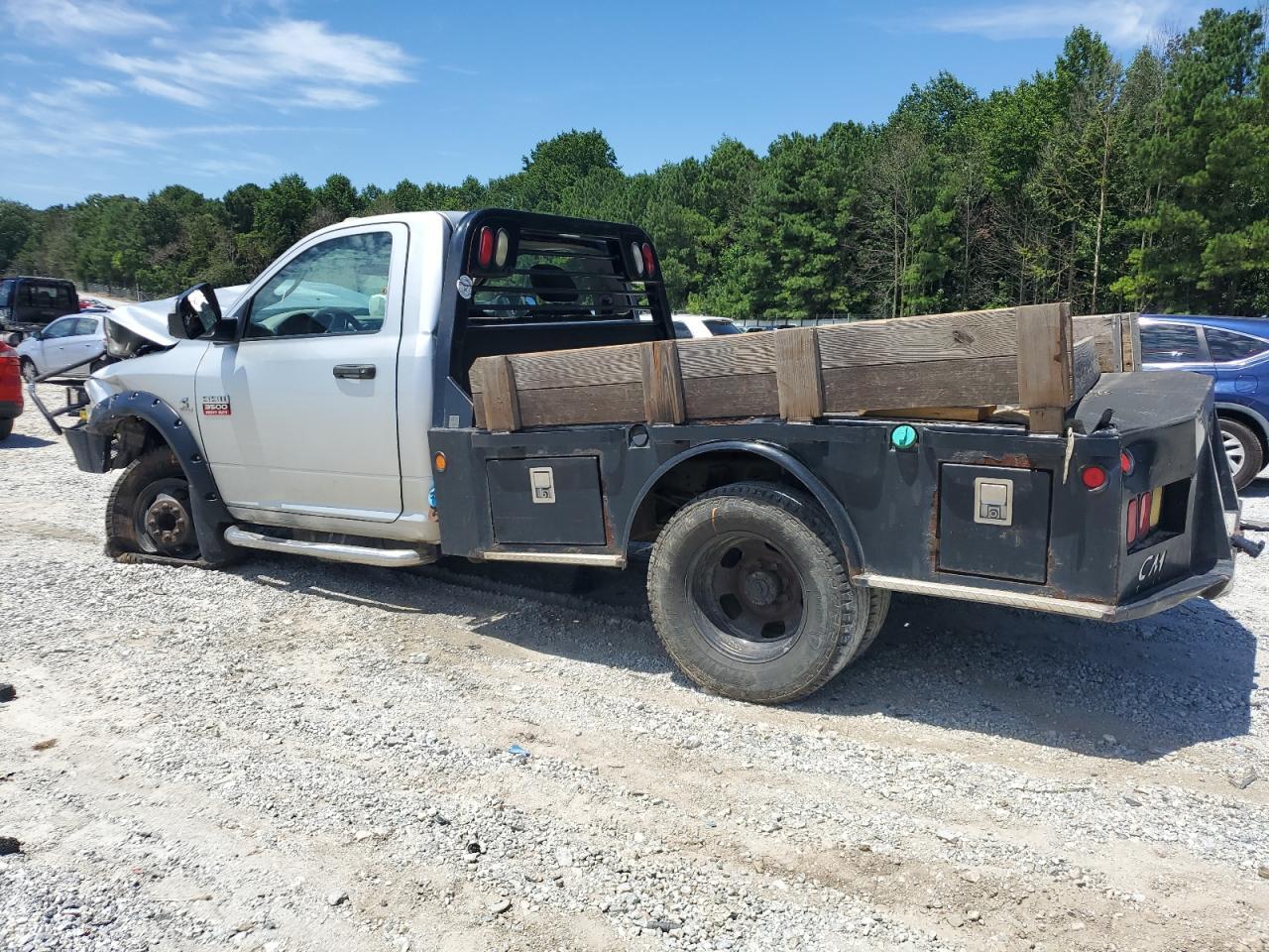 2011 Dodge Ram 3500 St - Фото 2