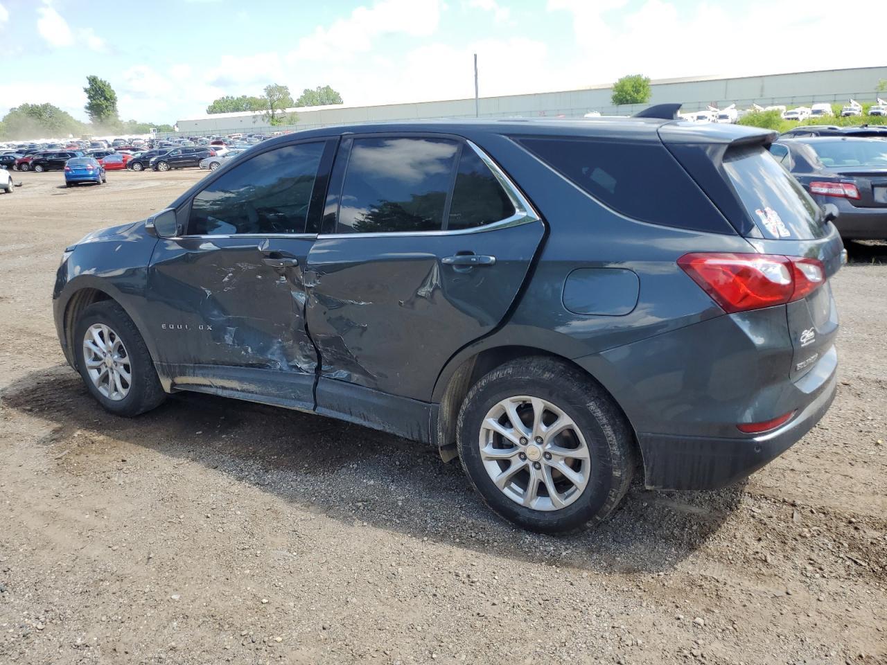 2019 Chevrolet Equinox Lt - Image 2