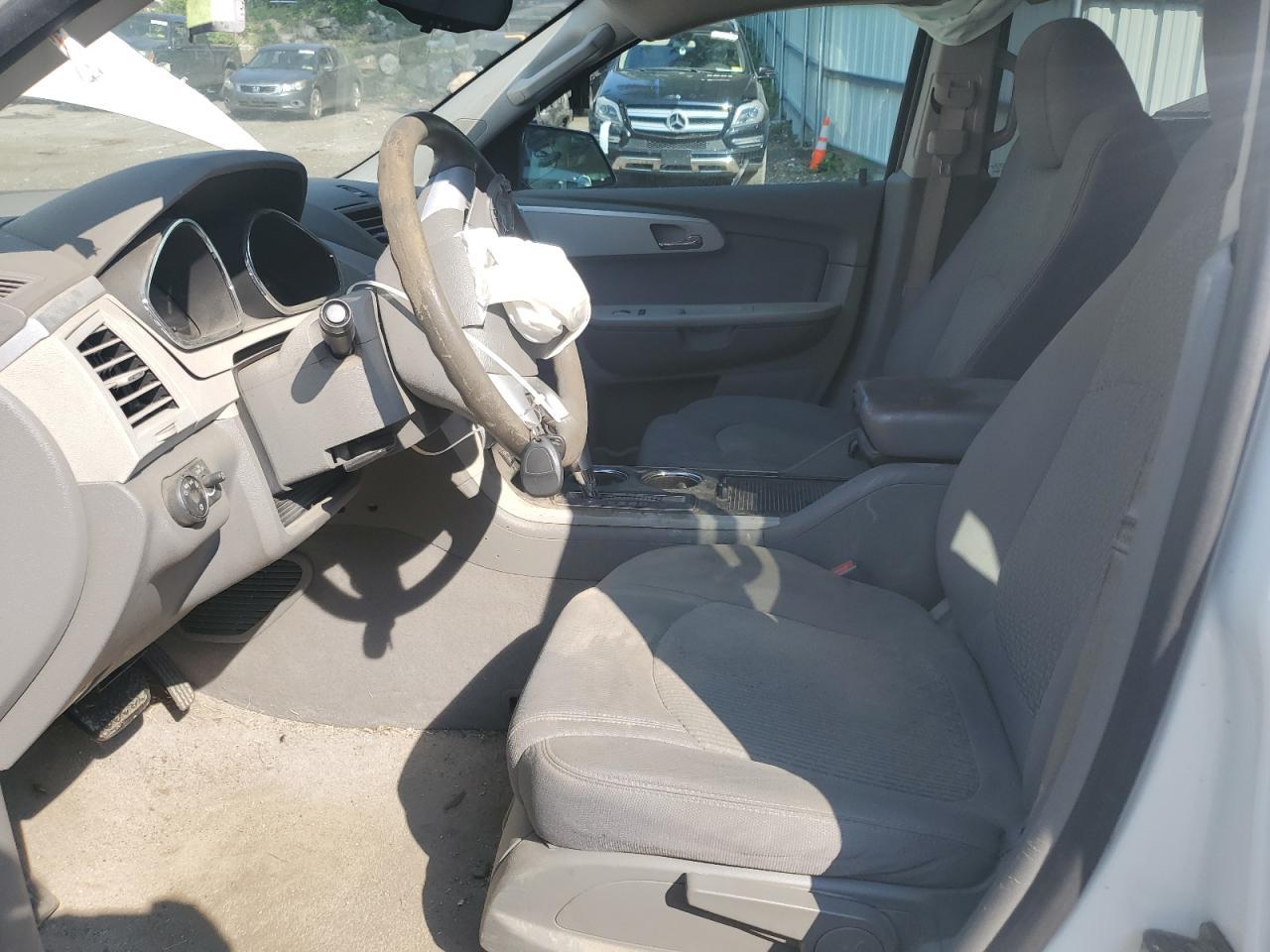 2012 Chevrolet Traverse Ls - Image 7