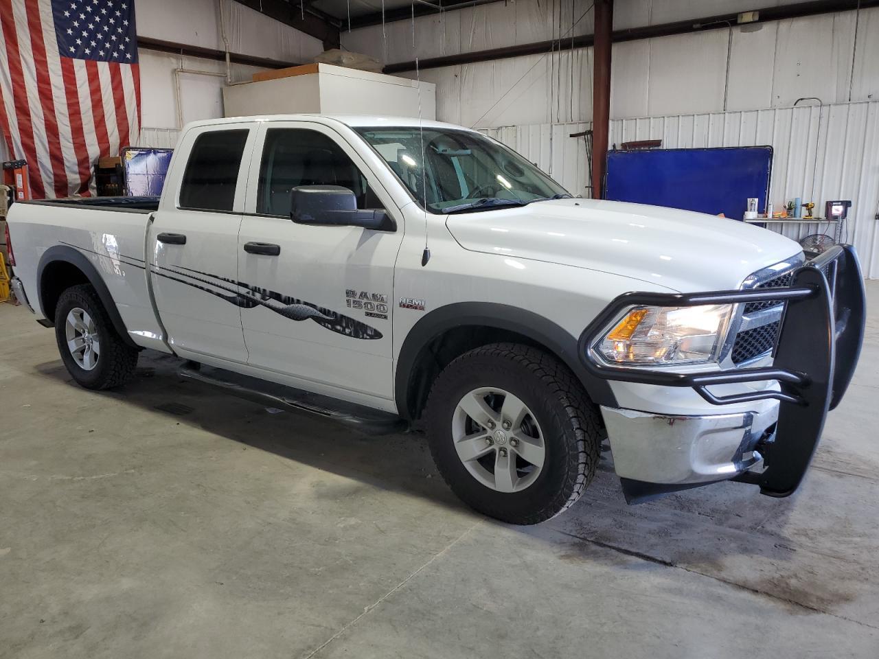 2019 Ram 1500 Classic Tradesman - Фото 4