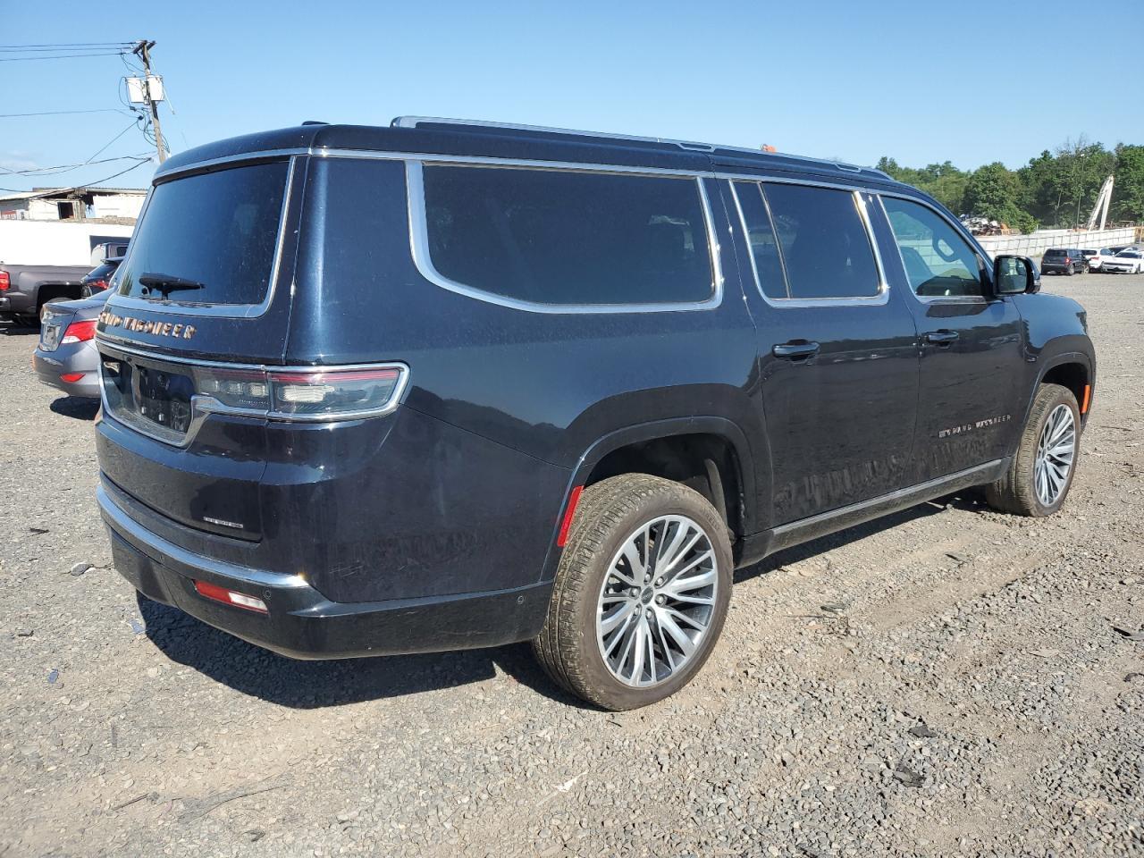 2024 Jeep Grand Wagoneer L Series Iii - Image 3