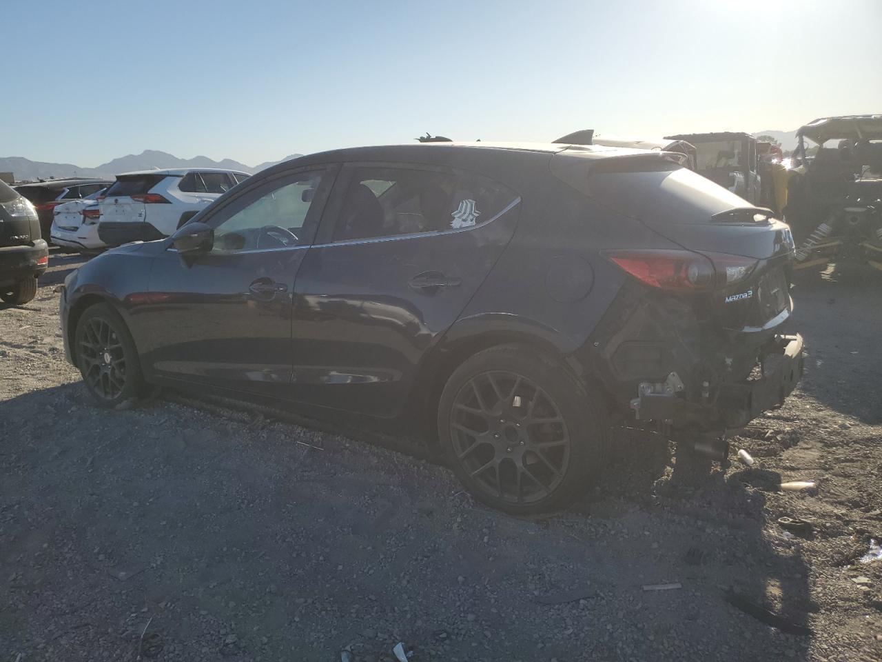 2016 Mazda 3 Touring - Фото 2