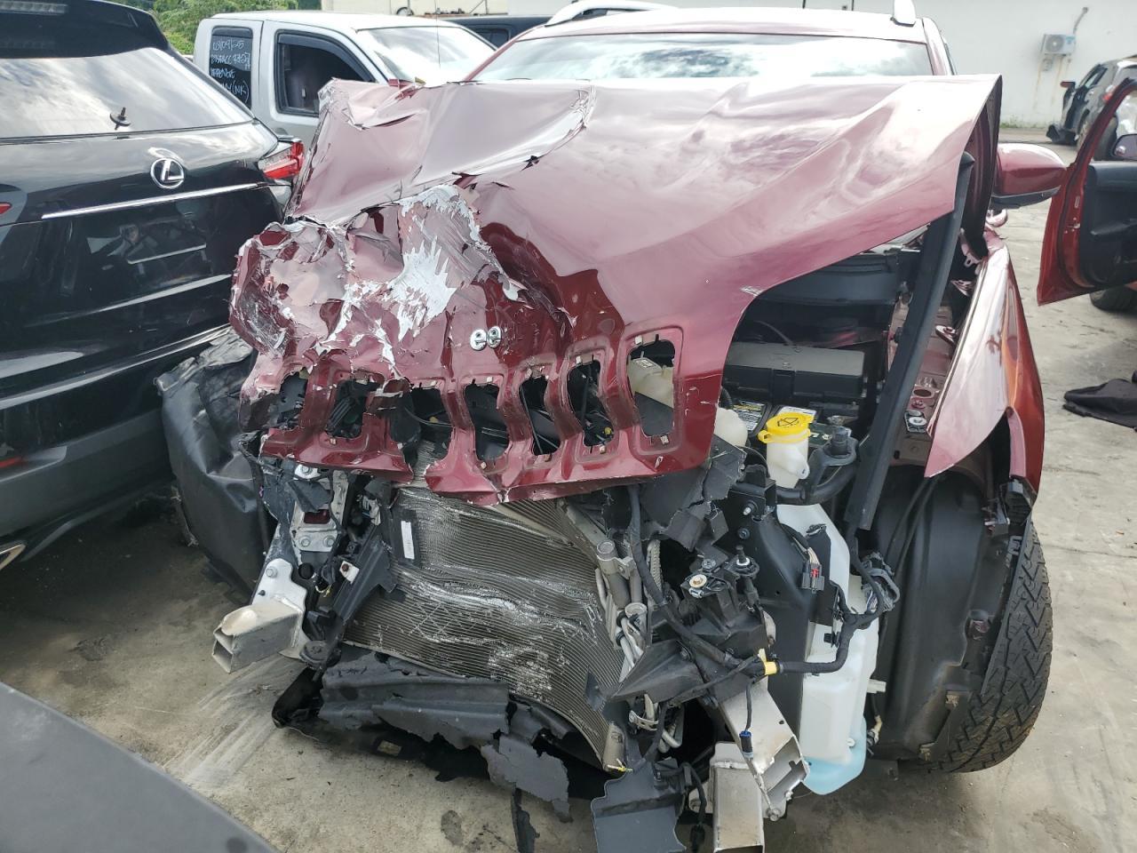 2019 Jeep Cherokee Latitude Plus - Фото 5