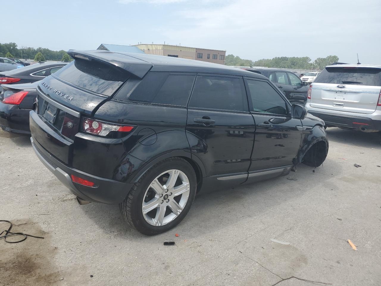 2013 Land Rover Range Rover Evoque Pure Plus - Image 3