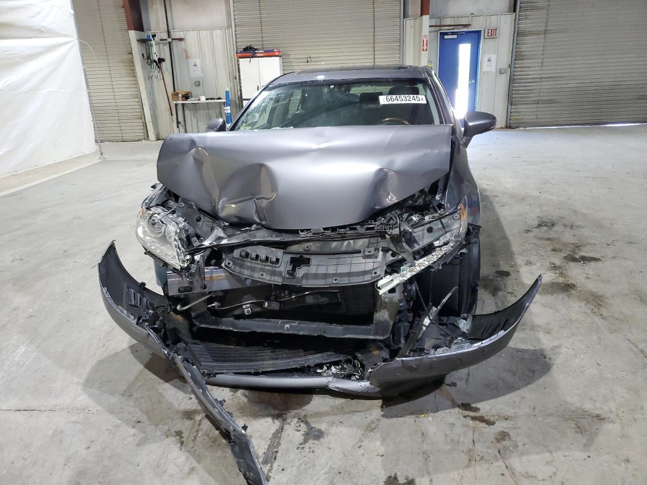 2014 Lexus Es 300H - Фото 5