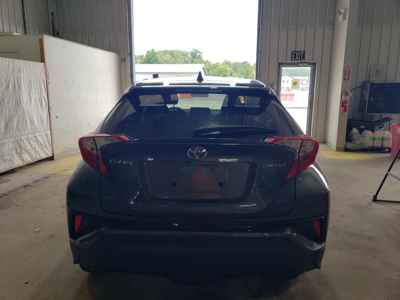 2022 Toyota C-Hr Xle - Фото 6