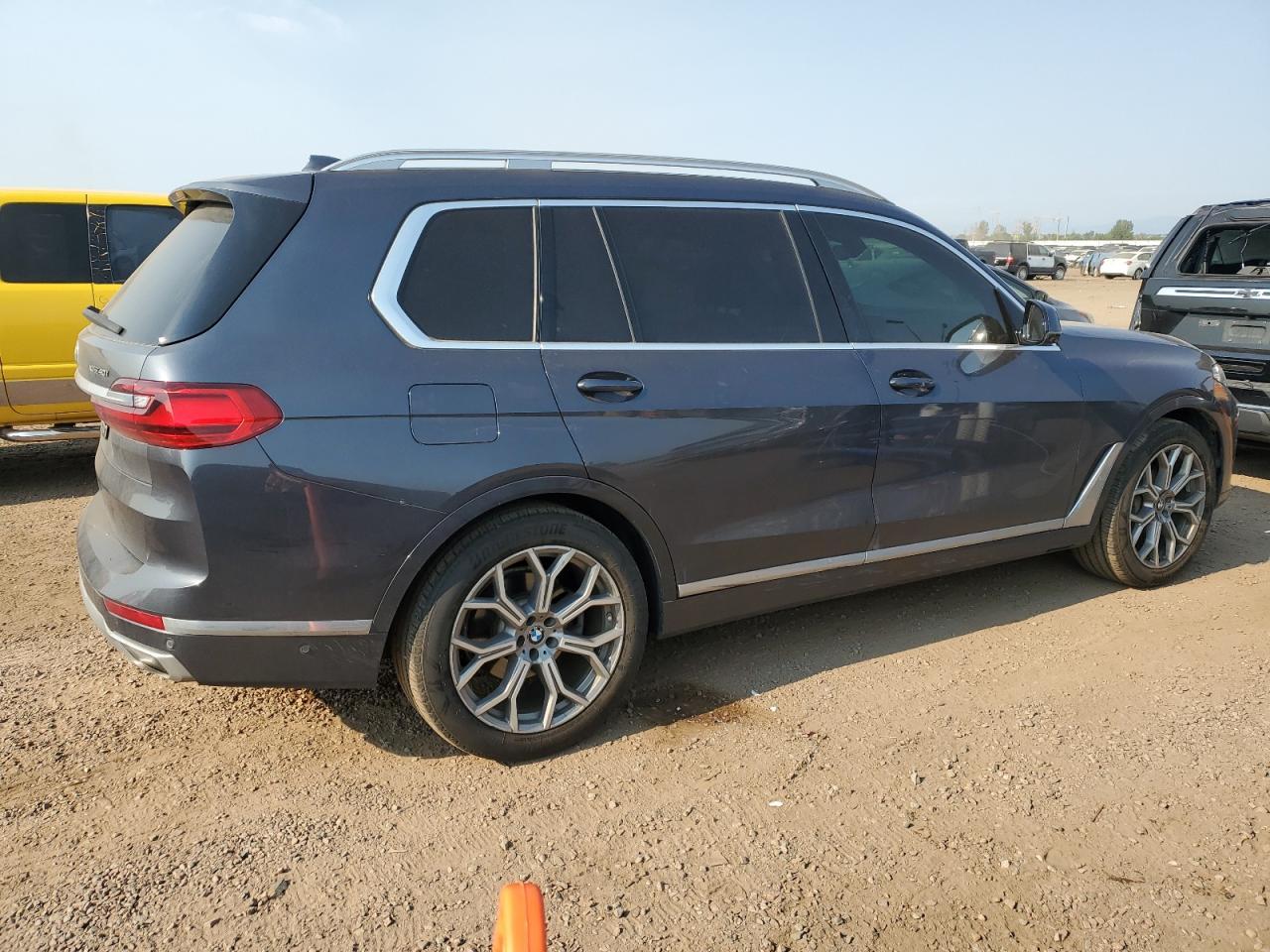 2019 BMW X7 xDrive40I - Фото 3