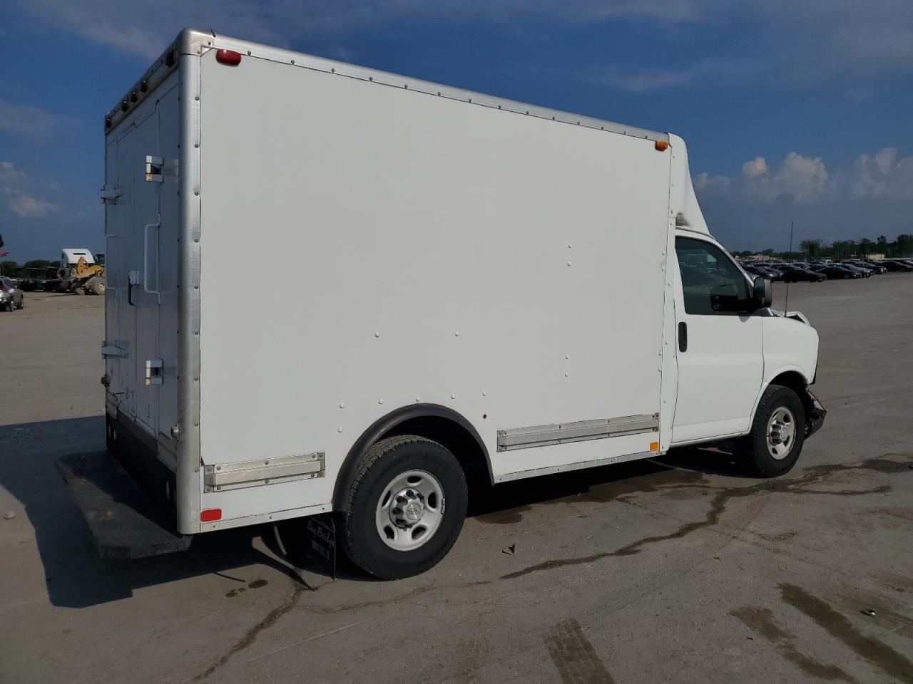 2009 Chevrolet Express G3500 - Фото 3
