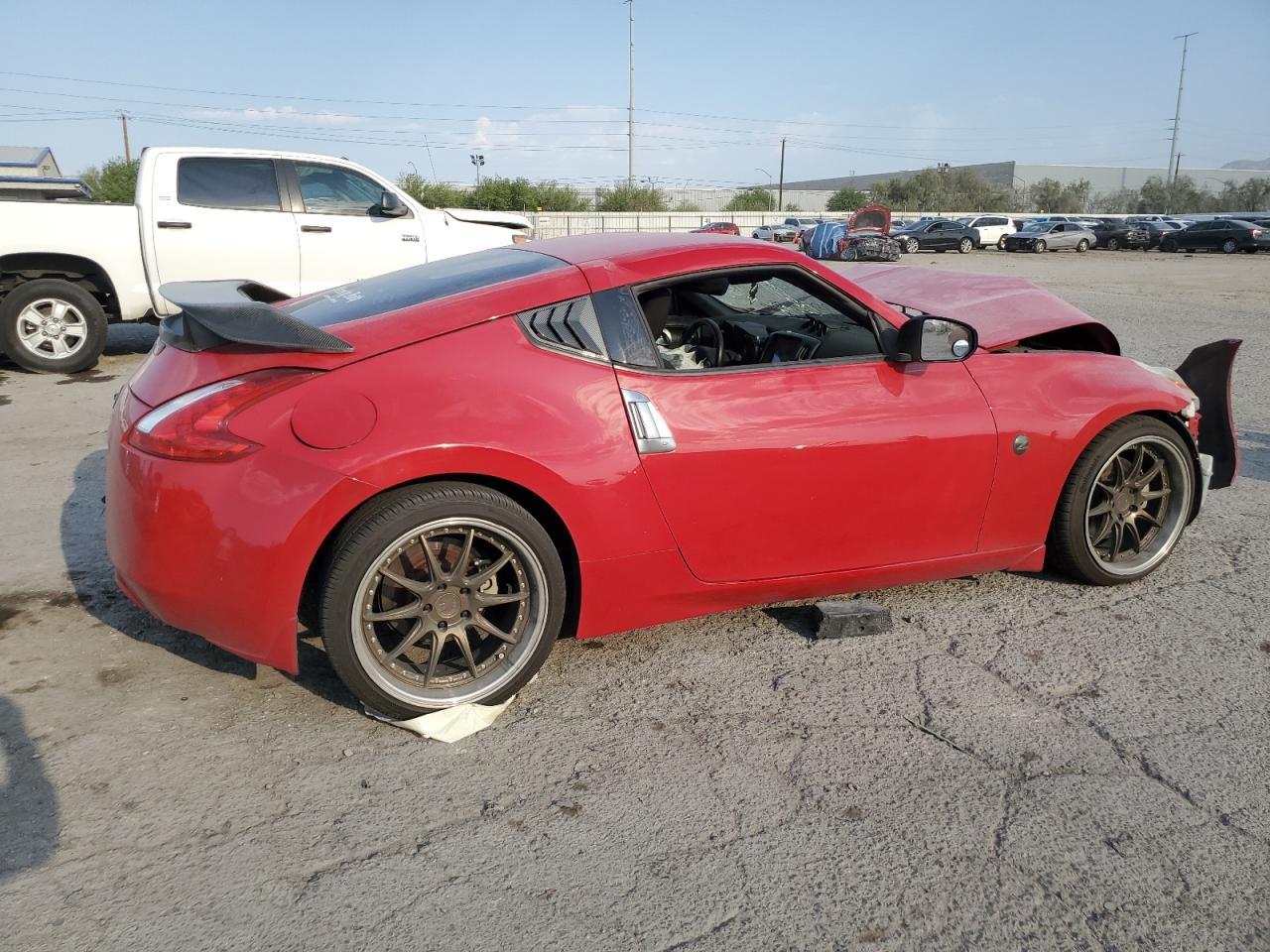2016 Nissan 370Z Base - Фото 3