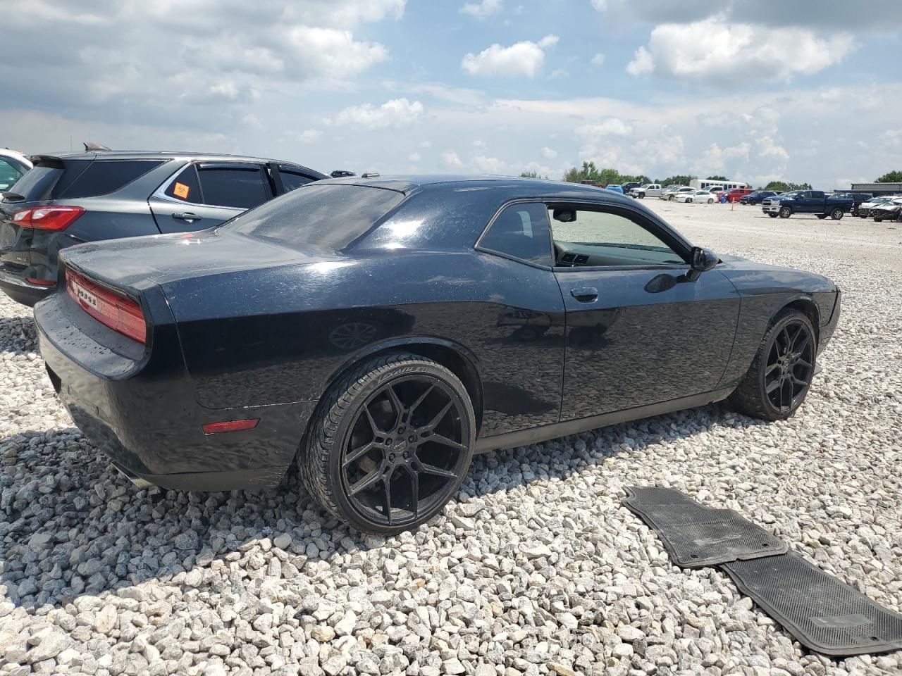 2013 Dodge Challenger Sxt - Фото 3