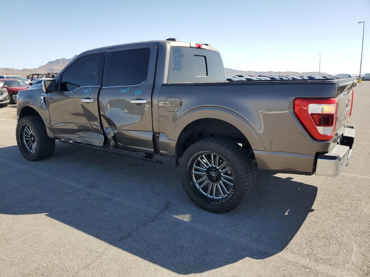 2021 Ford F150 Supercrew - Фото 2