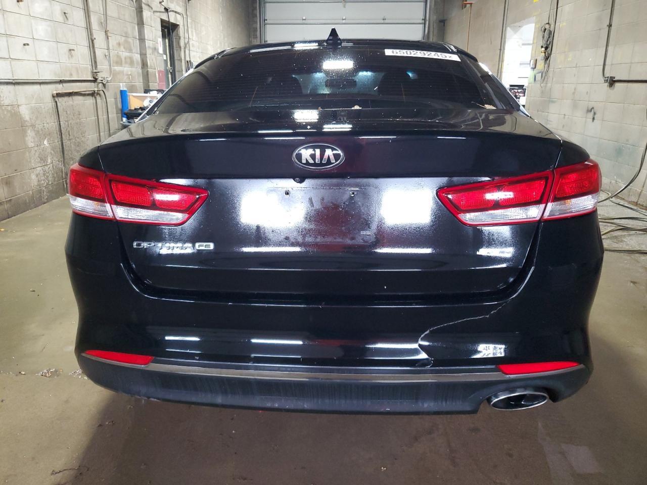 2017 Kia Optima Lx - Фото 6
