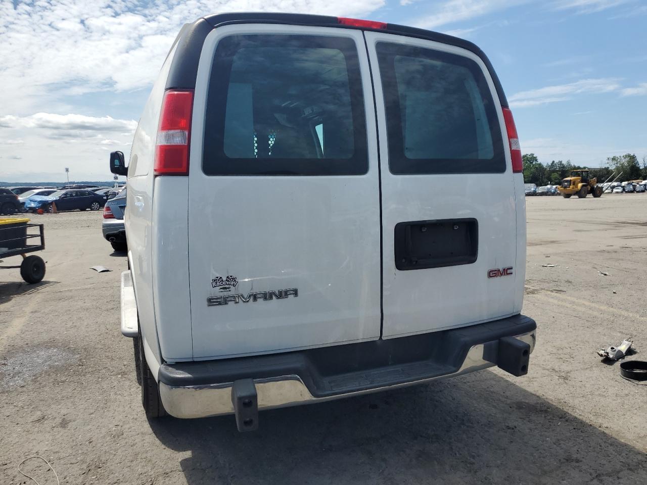 2021 GMC Savana G2500 - Image 6