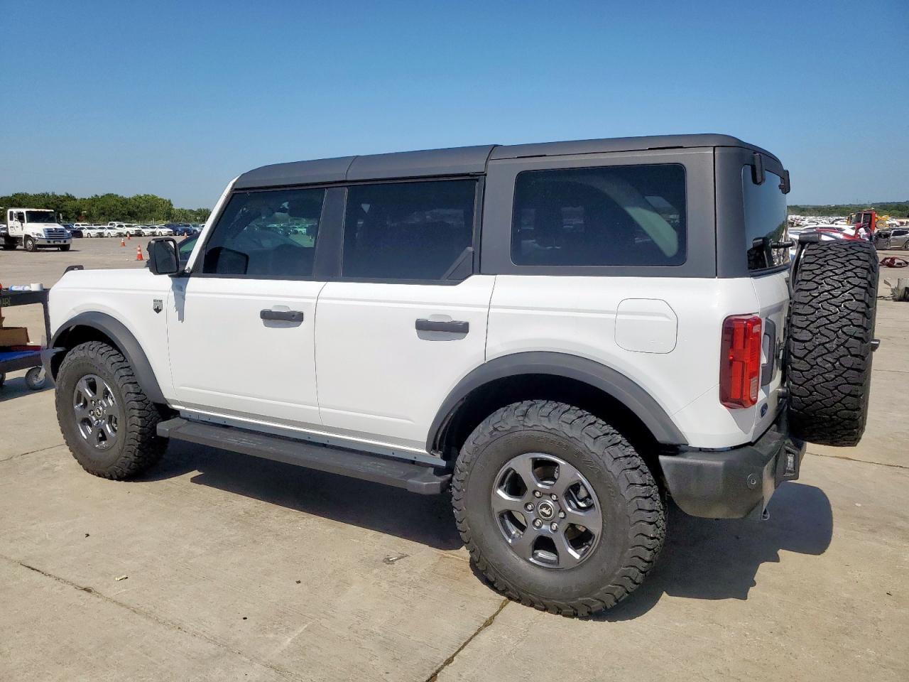 2024 Ford Bronco Big Bend - Фото 2