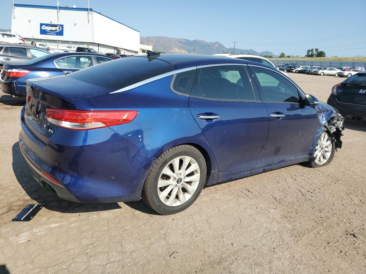 2017 Kia Optima Ex - Фото 3