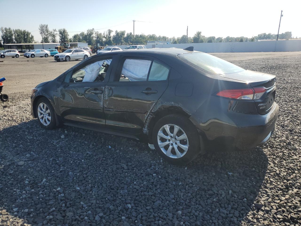 2022 Toyota Corolla Le - Image 2