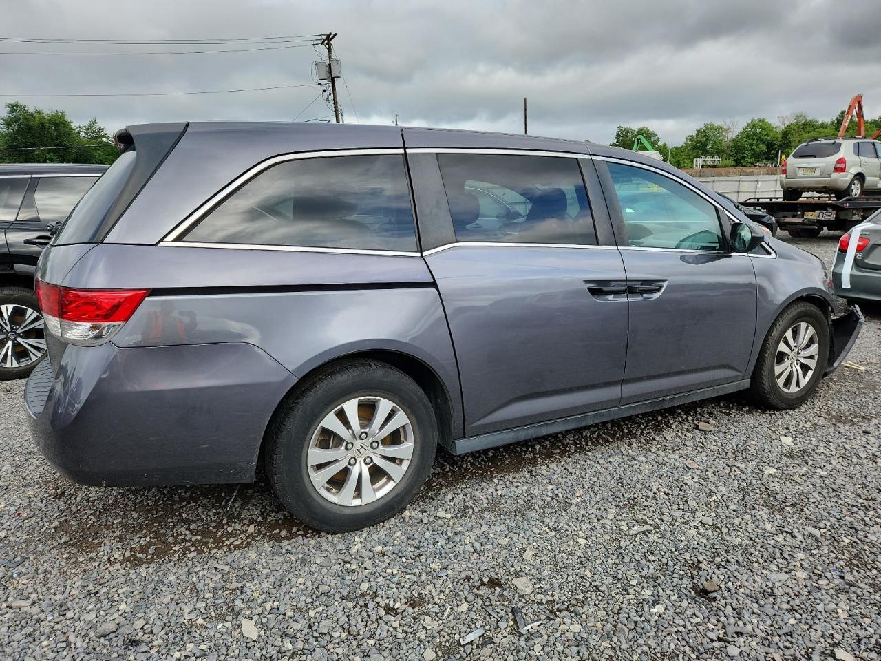 2015 Honda Odyssey Lx - Image 3