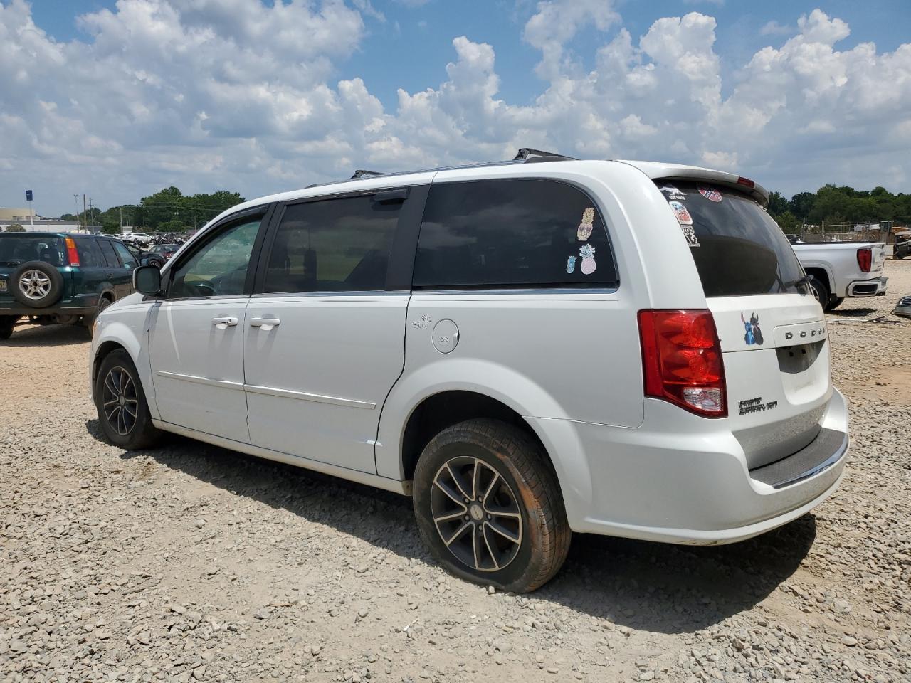2017 Dodge Grand Caravan Sxt - Фото 2