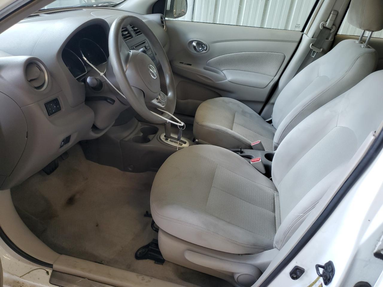 2014 Nissan Versa S - Фото 7