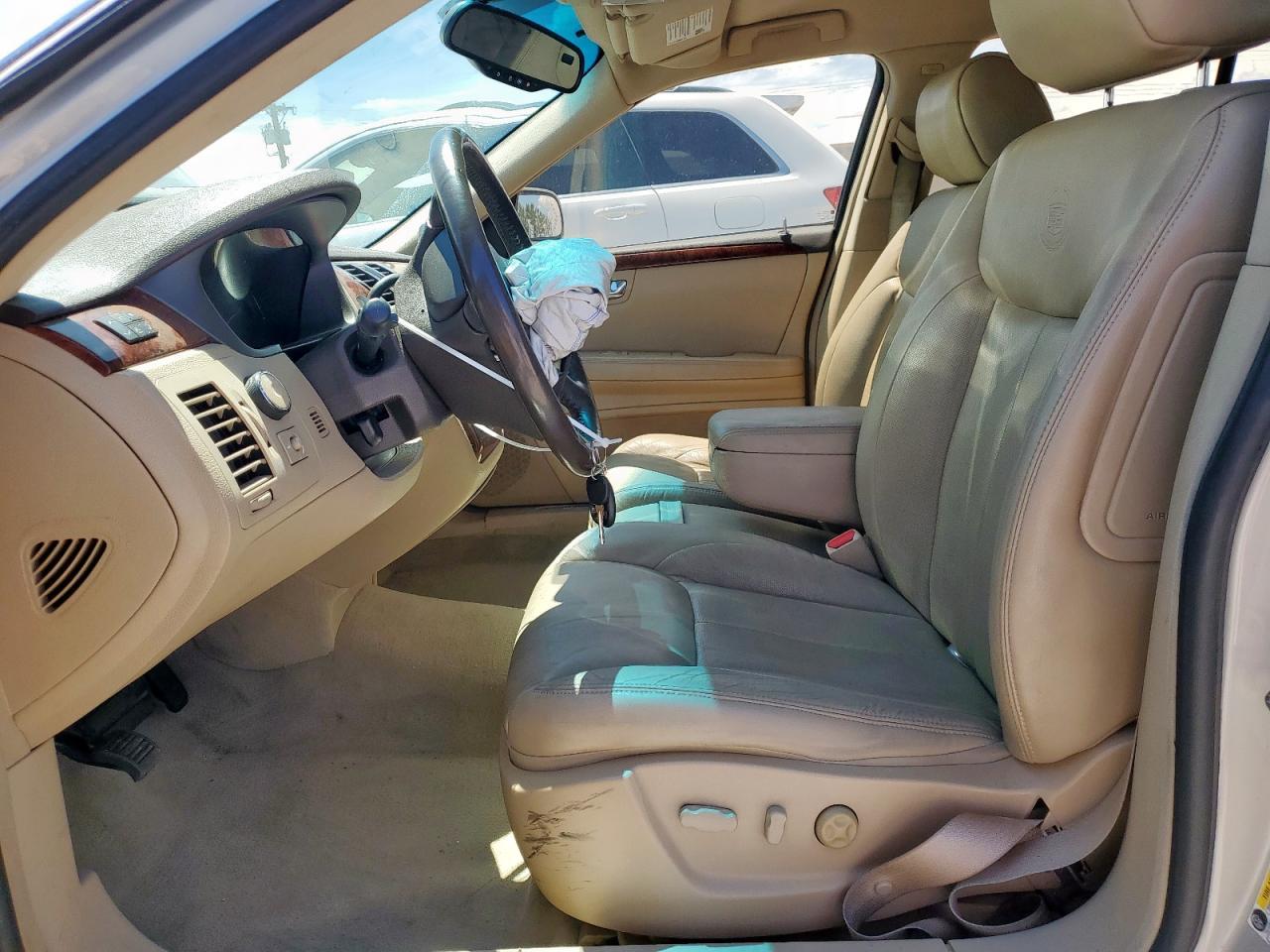 2007 Cadillac Dts - Image 7