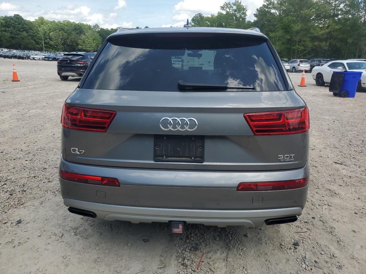 2017 Audi Q7 Premium Plus - Image 6